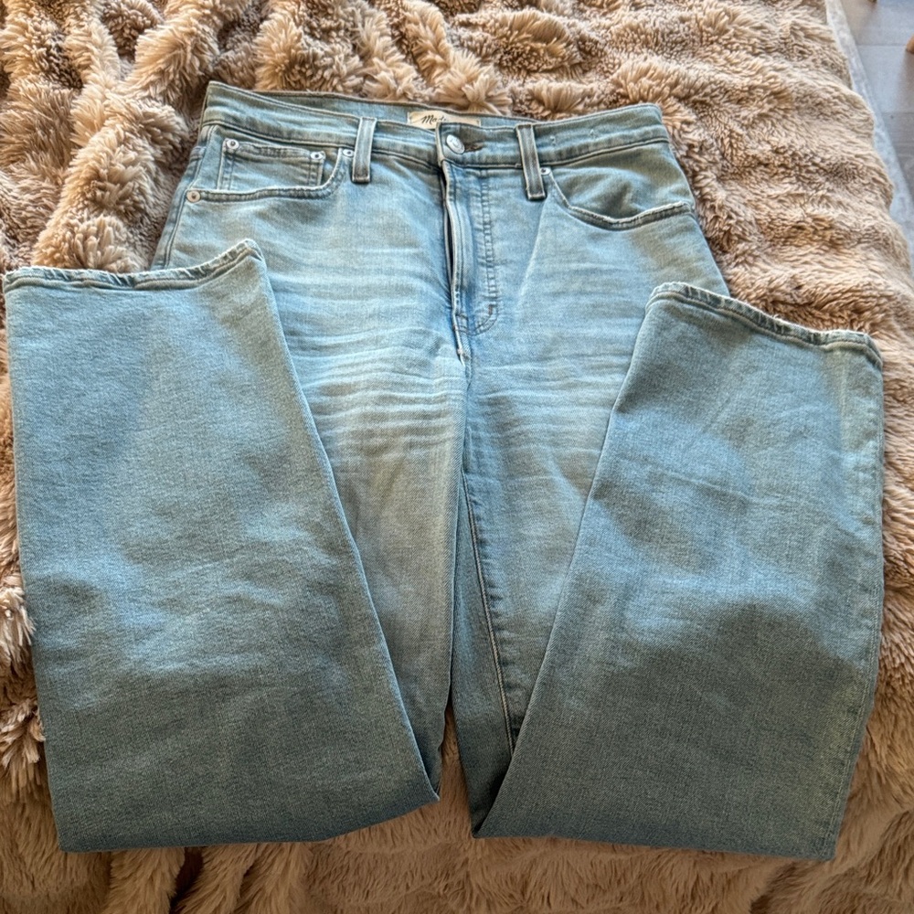 Madewell Straight Jean - Size 27